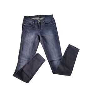 Bebe size 27 blue embellished back pocket skinny jeans